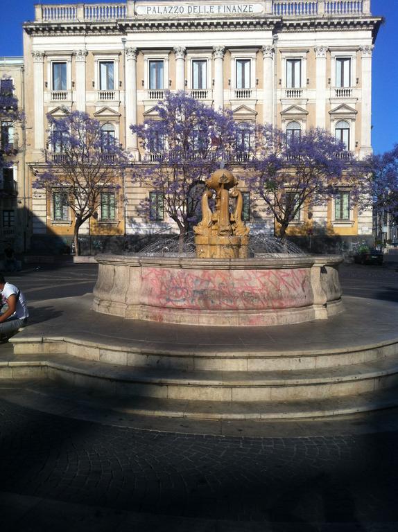 Appartamento Al Teatro Massimo คาตาเนีย ภายนอก รูปภาพ